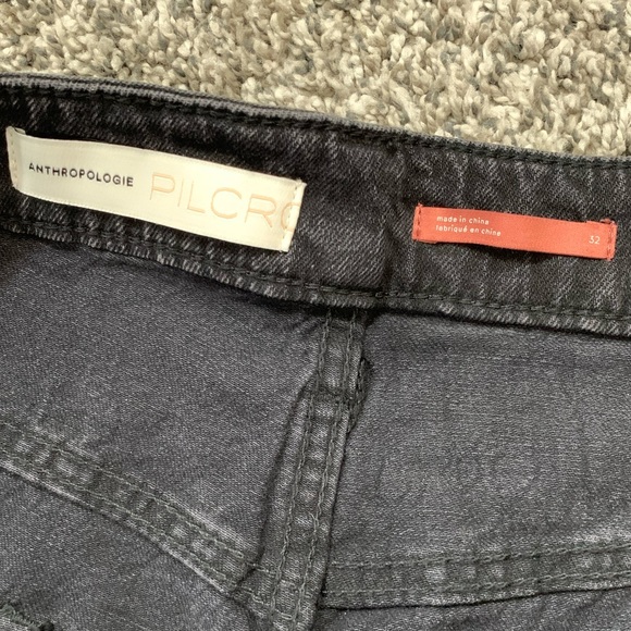 NWT Pilcro and the Letterpress Anthro Denim Jean Raw Hem Shorts - Picture 6 of 6